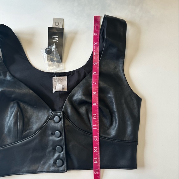 NWT. Women’s non leather top. Size 2. - Picture 8 of 9